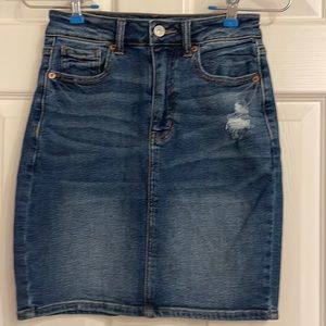 American Eagle Denim skirt